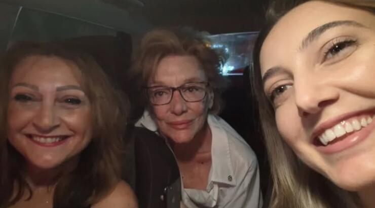 Μάρω Κοντού: Ζήτησε από 2 κοπέλες να τη μεταφέρουν λόγω απεργίας των ταξί [εικόνα]