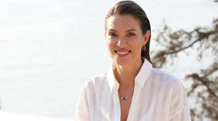 Βίκυ Καγιά: Το beach look της που μας δίνει άπλετο fashion inspo