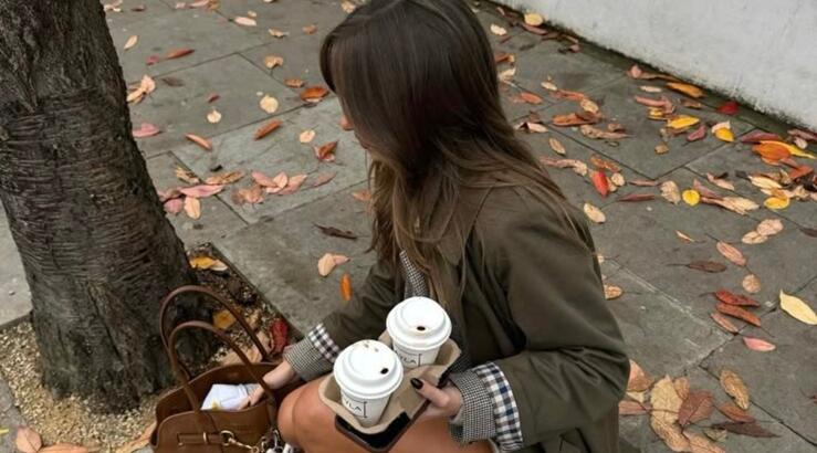 Η τάση μανικιούρ που πρέπει να υιοθετήσεις αν αγαπάς το pumpkin spice