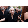 Ξεσπά η μητέρα του Γιώργου Μαζωνάκη μία εβδομάδα μετά την κηδεία του [βίντεο]