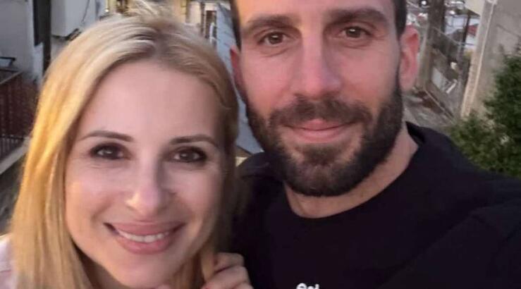 Χριστιάνα Αριστοτέλους: Παίζει σακουλοδρομίες με την κόρη της στο Παλαιχώρι [εικόνες]