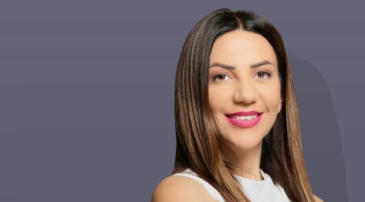 Κατερίνα Αγαπητού: Σιδερώνει στο πατρικό της και ζητά από τον σύζυγό της να την καμαρώσει [εικόνα]