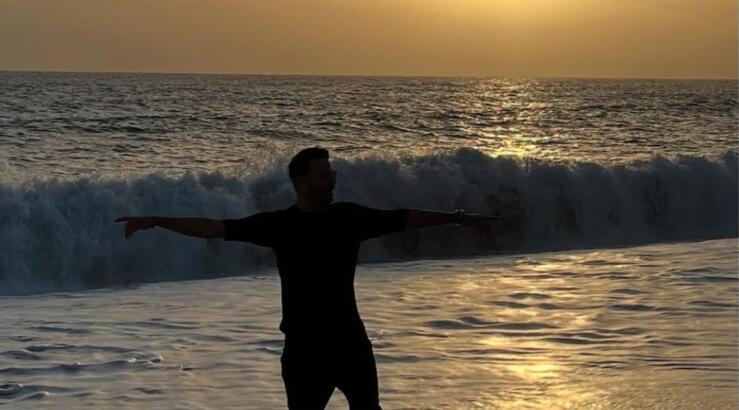 Ελλαδίτης τραγουδιστής: "Δεν θέλω η γυναίκα μου να ξέρει το παρελθόν μου ή τα παιδιά μου" [βίντεο]