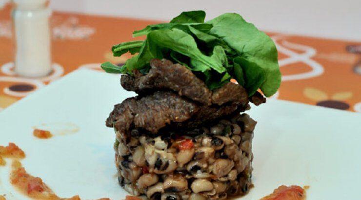 Αρνάκι με κρασί και μαυρομάτικα 