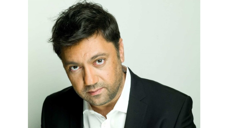 Ο Γιώργος Θεοφάνους έρχεται για 6 εμφανίσεις στην Κύπρο