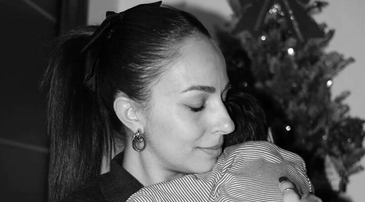 Χριστίνα Κυριάκου: Η πρώτη selfie με τον ενός μηνών γιο της για το 2026 [εικόνα]