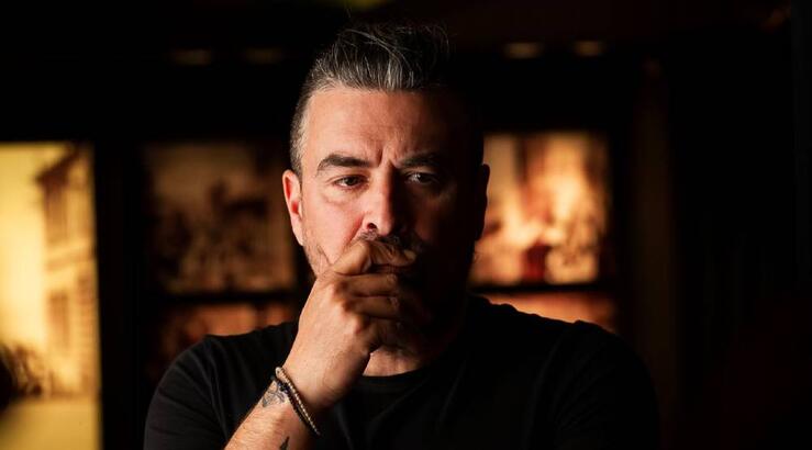 Γιάννης Αϊβάζης: «Δεν είμαι αρνητικός σε έναν γάμο» [βίντεο]