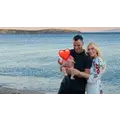 Καινούργιου - Κουτσουμπής: Για baby swimming με την κόρη τους, Ξένια [εικόνες]