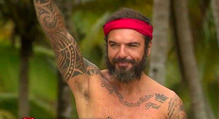 Τριαντάφυλλος: Η μεγάλη έκπληξη μόλις έφτασε στο σπίτι του! Ποιοι survivors τον περίμεναν; [βίντεο]