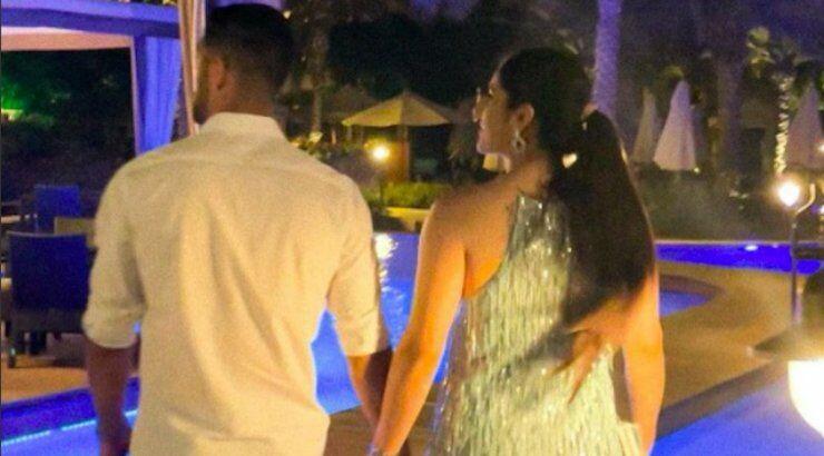 Τα ονειρεμένα γενέθλια Κύπριου διεθνή ποδοσφαιριστή στο Dubai και τα φιλιά με την σύντροφο του