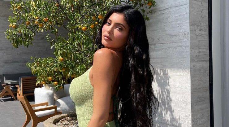 Beach waves: Υιοθέτησε το hair look της Kylie Jenner χωρίς θερμότητα