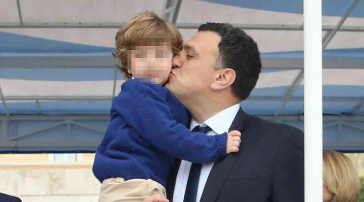 Βασίλης Κικίλιας: Πρώτη φορά στο γήπεδο με τον 5χρονο γιο του [βίντεο]