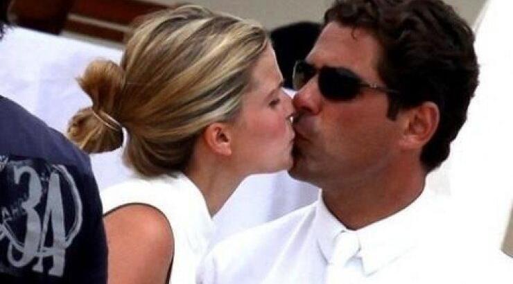 Ετοιμάζει το διάδοχο της αυτοκρατορίας η Αθηνά Ωνάση