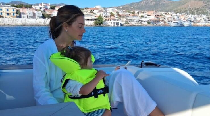 Maria Menounos: Η τρυφερή ανάρτηση για τα δεύτερα γενέθλια της κόρης της, Αθηνάς [βίντεο]