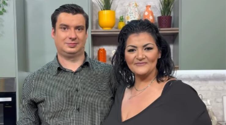 Γιώτα Κρος: «Με τον άνδρα μου γνωριστήκαμε μέσα από το fb, μου έστελνε τράγους» [βίντεο]