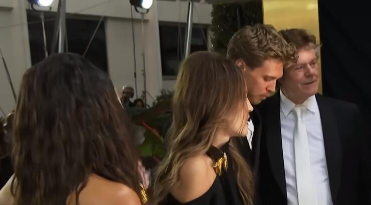 Αποκάλυψη σοκ για διάσημη τραγουδίστρια: «Είχε ένα παιδί που κρατούσε κρυφό»