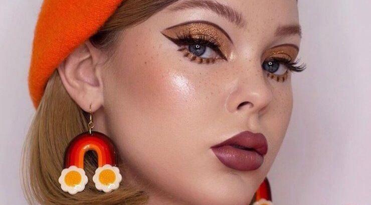 Banana eyeliner: Το 60s make-up trend που υιοθετούν όλες οι beauty lovers 