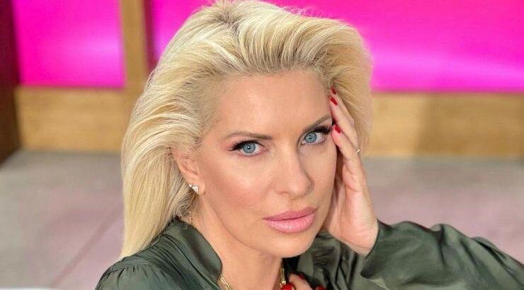 Ελένη Μενεγάκη: Η αντίδραση της μικρής Μαρίνας όταν επέστρεψε στην τηλεόραση [βίντεο]