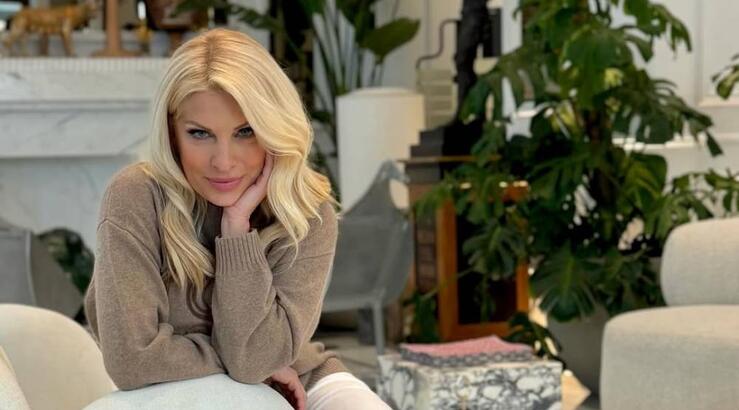 Ελένη Μενεγάκη: Στέλνει το πιο ουσιαστικό μήνυμα για τον καρκίνο του μαστού 