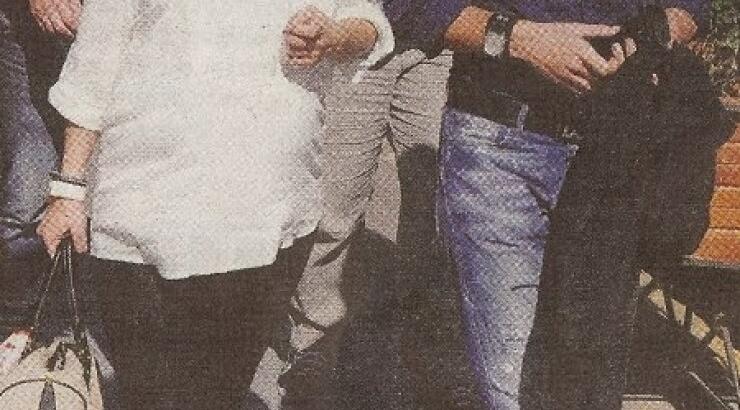 Λασκαράκη-Τσιμιτσέλης: Φωτογραφίες από τον πολιτικό γάμο τους 