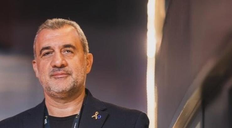 Συγκινεί ο Λουκάς Φουρλάς για την κόρη του: "Μου λείπει το γέλιο σου η αγκαλίτσα σου, το παπά αγαπώ σε"