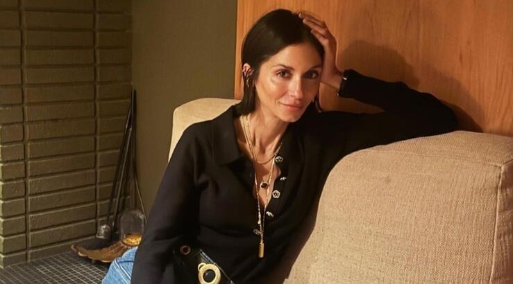 Σε νέα σχέση η Σοφία Καρβέλα; - Το στιγμιότυπο με γοητευτικό άνδρα σε κοινή έξοδο με την Άννα Βίσση