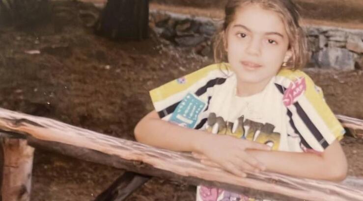 Αναγνωρίζεις ποια διάσημη Κύπρια παρουσιάστρια είναι το κοριτσάκι στη φωτογραφία;