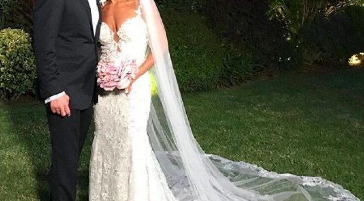 Καρολίνα Πελενδρίτου - Δημήτρης Χατζηγεωργίου: Ο γαμήλιος χορός του ζευγαριού!