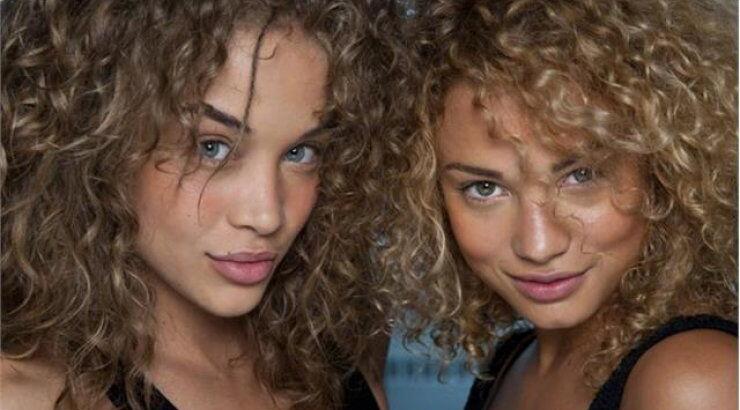 Plopping: Η τεχνική για τέλειες μπούκλες χωρίς συσκευή