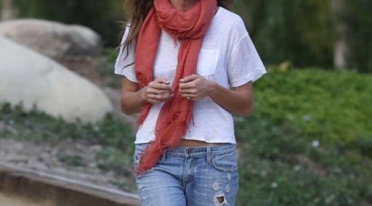 Η γυναίκα αυτή αρραβωνιάστηκε τον πιο περιζήτητο εργένη ηθοποιό!