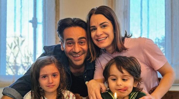 Ανδρέας Τσέλεπος - Νατάσα Σχίζα: Στην αποφοίτηση του γιου τους από το νηπιαγωγείο [εικόνες]