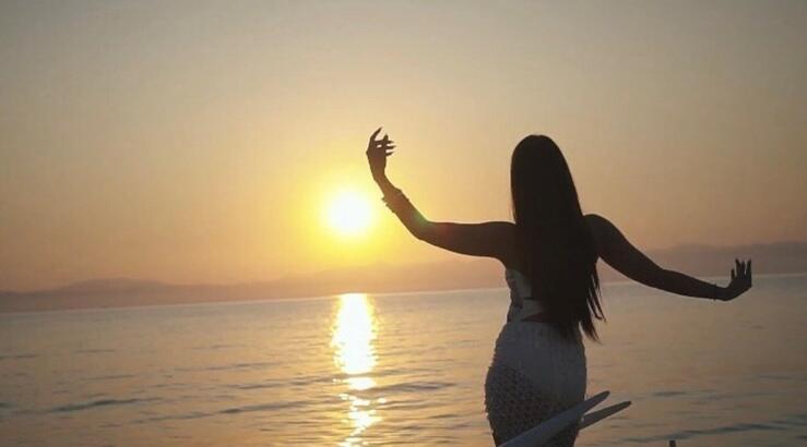 Ελληνίδα τραγουδίστρια αποκαλύπτει το αυτοάνοσο που έχει - "Δεν μπορείς να το ελέγξεις"