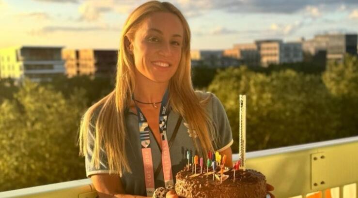 Καρολίνα Πελενδρίτου: Η έκπληξη που δέχθηκε για τα γενέθλιά της στο Παρίσι [εικόνες & βίντεο]