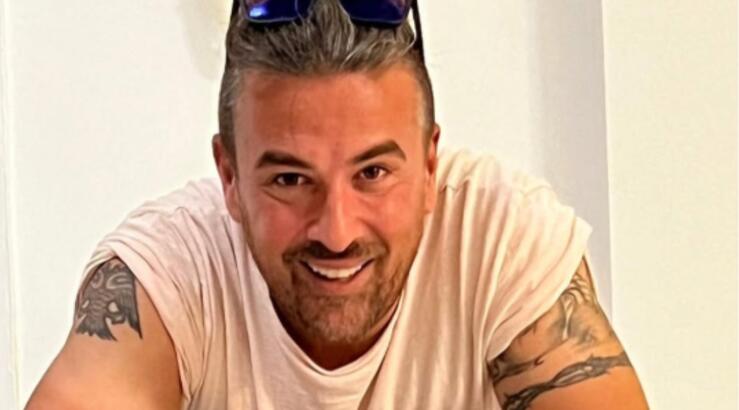 Γιάννης Αϊβάζης: Βάφτισε τον γιο του αδερφού του - Παρούσα και η Μαρία Κορινθίου [εικόνες]