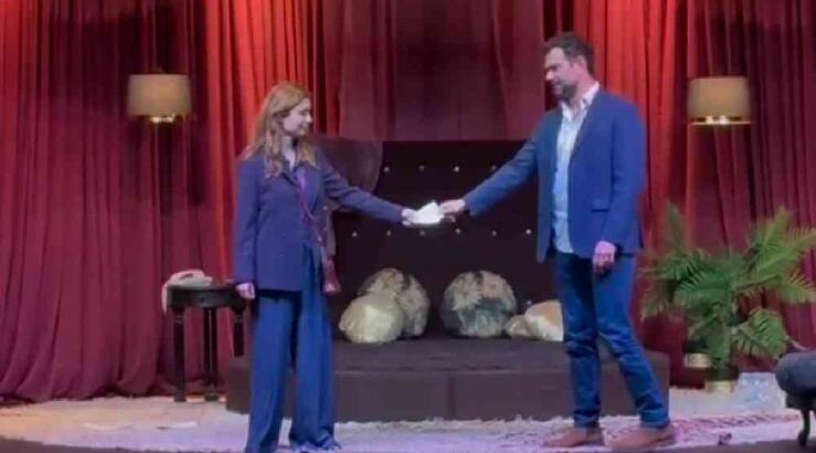 Ματίκα – Ιορδανίδης: Η αστεία αντίδραση τους όταν χτυπούσε κινητό στην παράσταση [βίντεο]