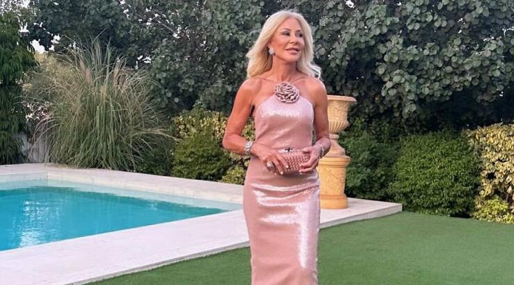 Νόνη Κυπριανού: Τα beach looks της που δημιούργησε στις διακοπές της στις Κυκλάδες