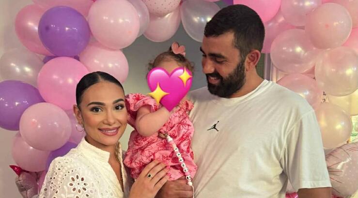 Παμπίνα Γεωργίου – Στέλιος Φιλίππου: Γιόρτασαν τα πρώτα γενέθλια της κόρης τους [εικόνες]