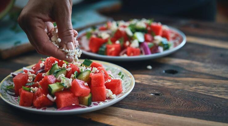 Ιδέες από τη nutritionist για δροσιστικά κι ελαφριά γεύματα για το καλοκαίρι