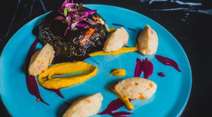 Πρώτη γεύση από ένα νέο bar-restaurant με elegant χαρακτήρα