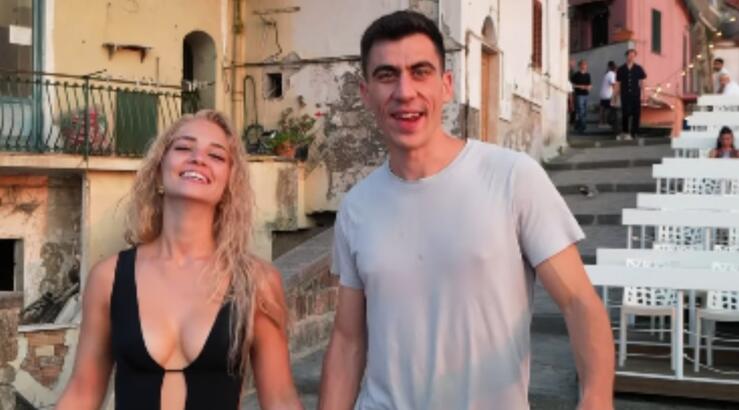 Φειδίας Παναγιώτου για τη σύντροφό του: "Την βλέπω μια φορά την εβδομάδα, και γεμίζω τις μπαταρίες μου" [βίντεο]