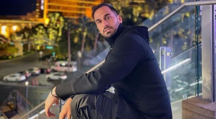 Άρης Σοϊλέδης: Πρώτη δημόσια εμφάνιση χέρι-χέρι με γοητευτική συνοδό σε βραδινή έξοδο [εικόνες]