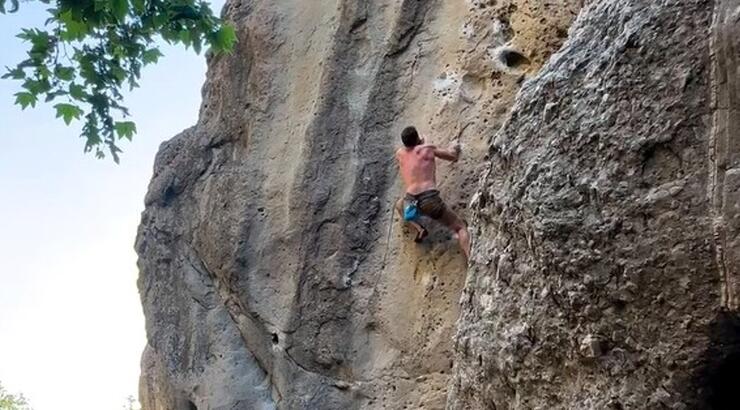 Παγκόσμιος συγκλονισμός: Ληστές πυροβόλησαν και σκότωσαν διάσημο 38χρονο ηθοποιό