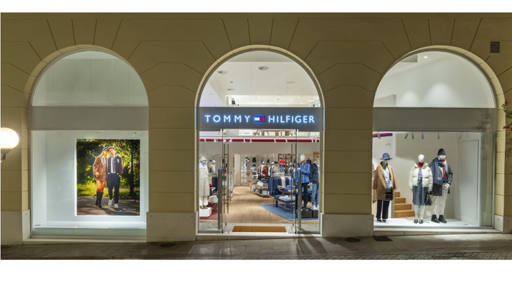 Η Κέρκυρα υποδέχεται το νέο κατάστημα TOMMY HILFIGER