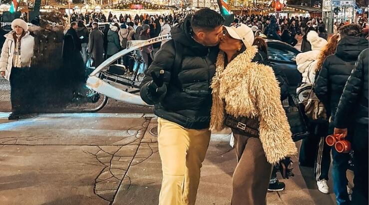 Γνωστός Ελλαδίτης τραγουδιστής νυμφεύτηκε την εκλεκτή της καρδιάς του [εικόνες]