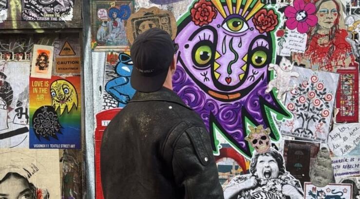 Γνωστός Eλλαδίτης τραγουδιστής αποκάλυψε: «Ο γάμος με τη σύντροφό μου θα γίνει το επόμενο καλοκαίρι» [βίντεο]