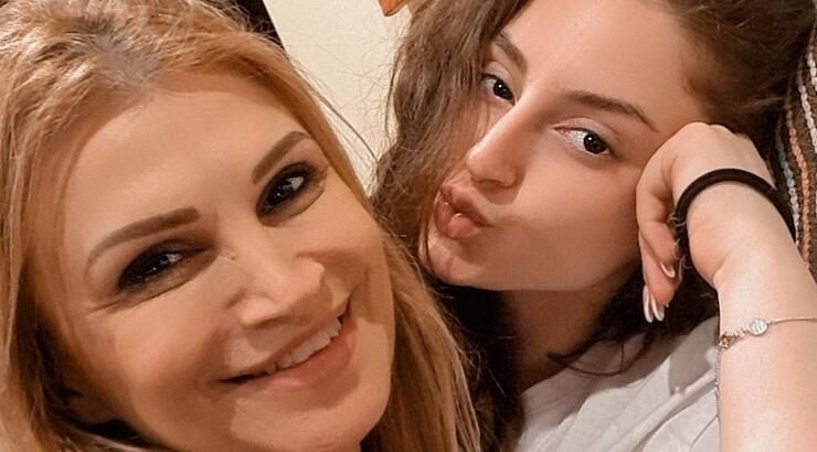 Κατερίνα Μηλιώτη: Η πανέμορφη κόρη της έγινε 20 ετών και την αποθέωσε [εικόνες]