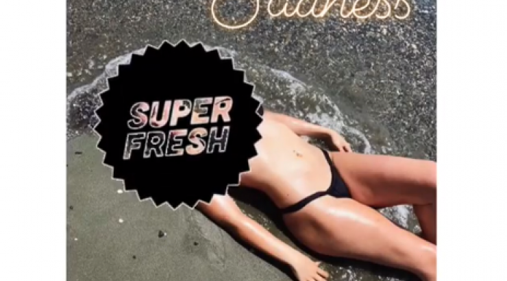 Αναστατώνει το instagram σύντροφός Κύπριου ποδοσφαιριστή με το sexy μαύρο bikini της