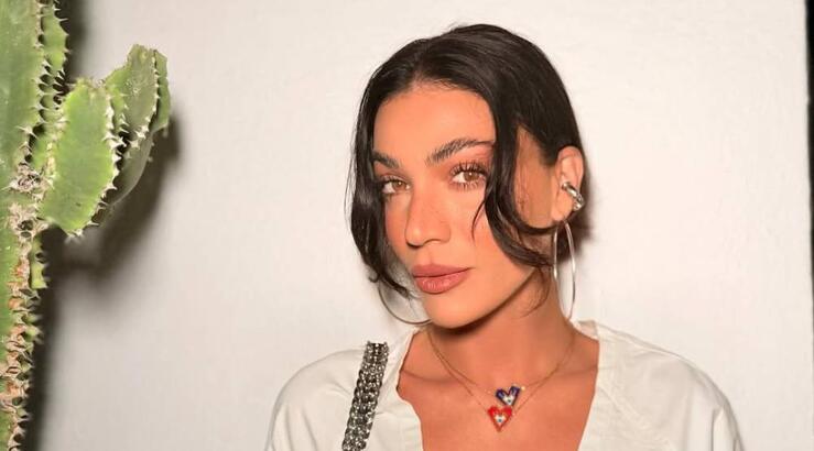 Ήβη Αδάμου: Η αυθόρμητη φωτογραφία με τον Μιχάλη Κουινέλη στην Πάρο 