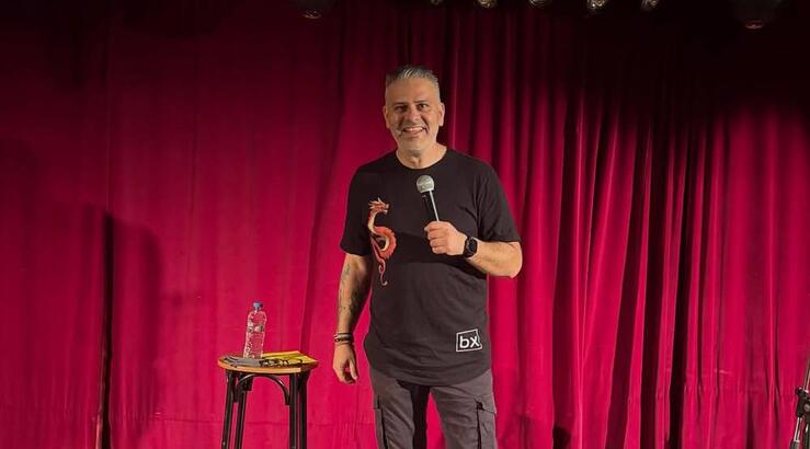 Λούης Πατσαλίδης: Εκδρομή στα χιόνια με την κόρη του Ραφαηλία [βίντεο]