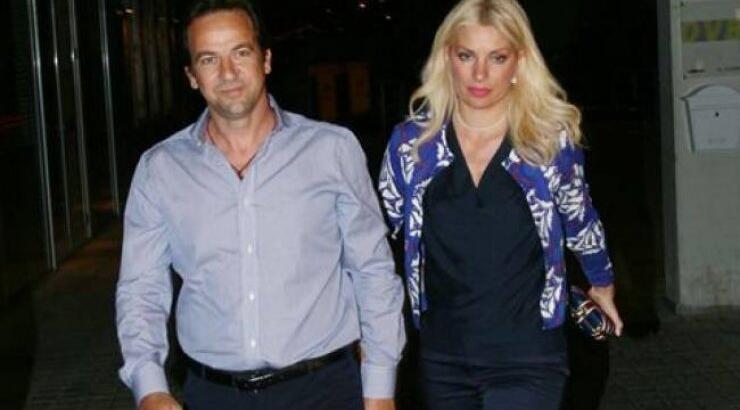 Μενεγάκη - Παντζόπουλος: Δείτε τους αγκαλιά σε πριβέ κλαμπ!